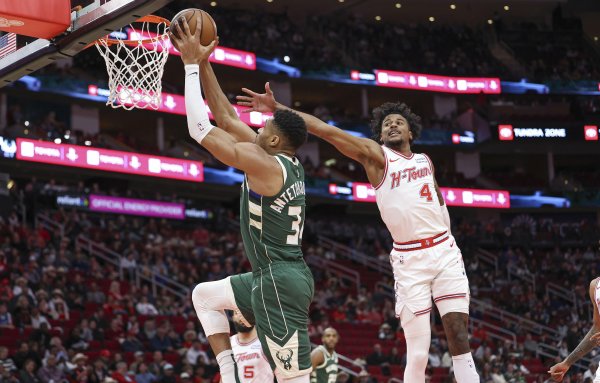 牛博士 说给谁听? 波蒂斯: 想换来字母哥对手得把整支球队都送走