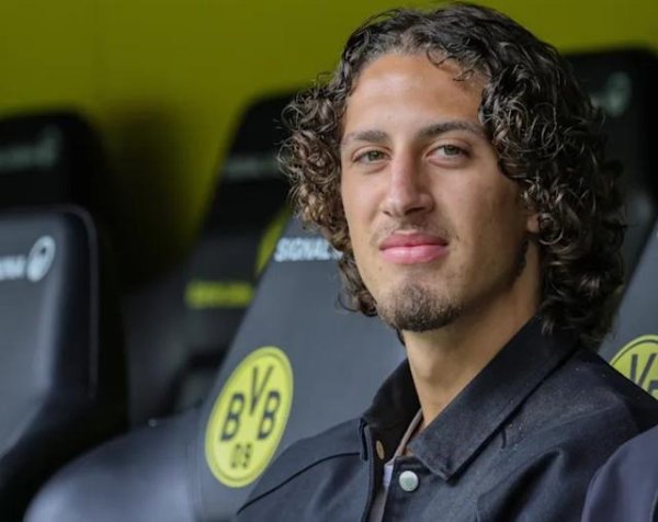 星速优配 图片报：法比奥-席尔瓦饱受内收肌伤病困扰，可能还要缺席4周